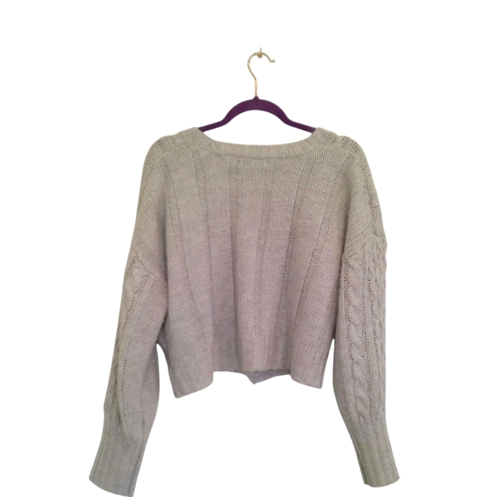 HOOKED UP CABLE KNIT SWEATER - Picture 8 of 8